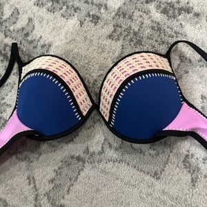 Victoria’s Secret bathing suit top